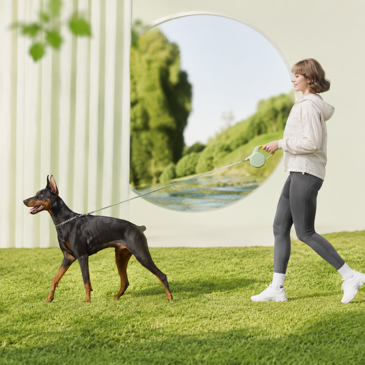 Automatic Retractable Dog Leash with One-Button Lock