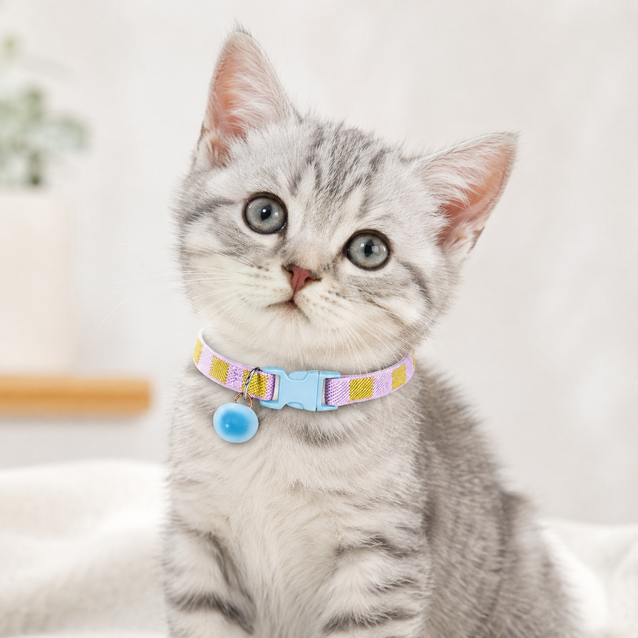 Adjustable Aroma Charm Cat Collar – Soft Lightweight Collar for Cats & Small Dogs